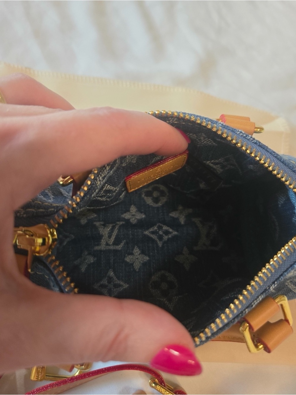 Luxury Fashion Denim Mini Speedy Bag in Blue with Tan Trim - Picture 9 of 16